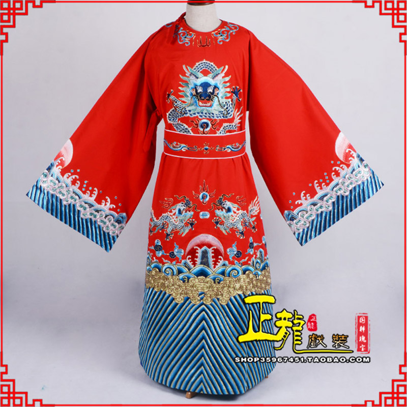 遂昌舞台演出状元服孟丽君女驸马